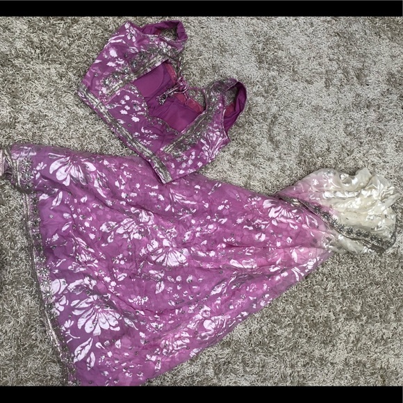 Indian Pink Floral Sari with Blouse - Picture 2 of 4